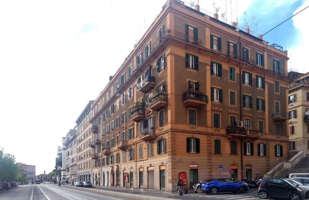 Rome Labicana Apartment-1